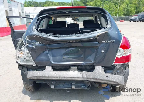 2009 Hyundai Accent Gs from USA, damaged, VIN KMHCM36C29U127354